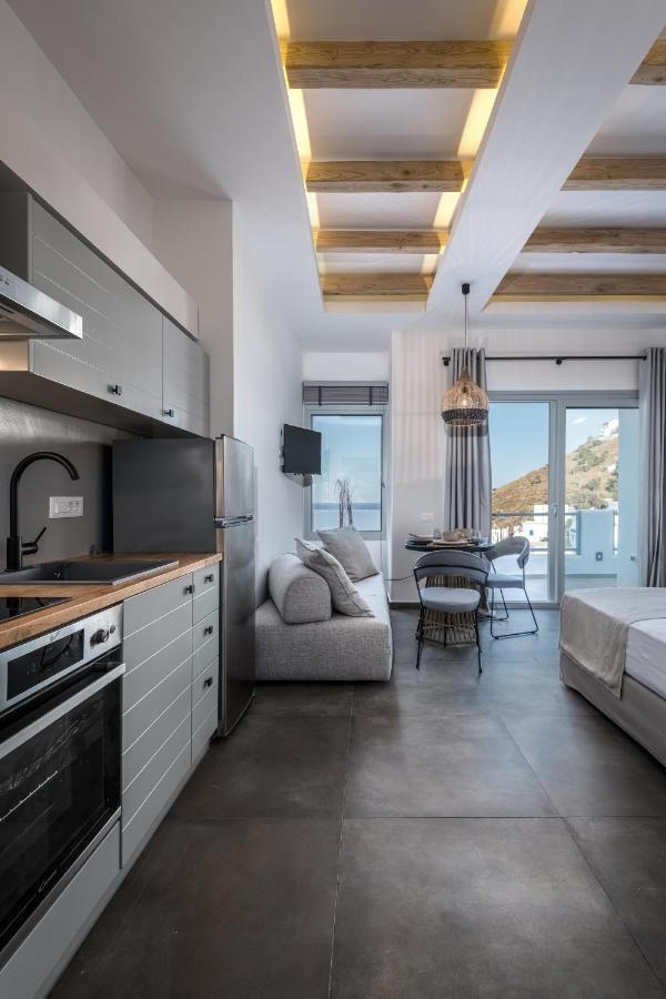 Vivere Luxury Suites Pera Gyalos Экстерьер фото